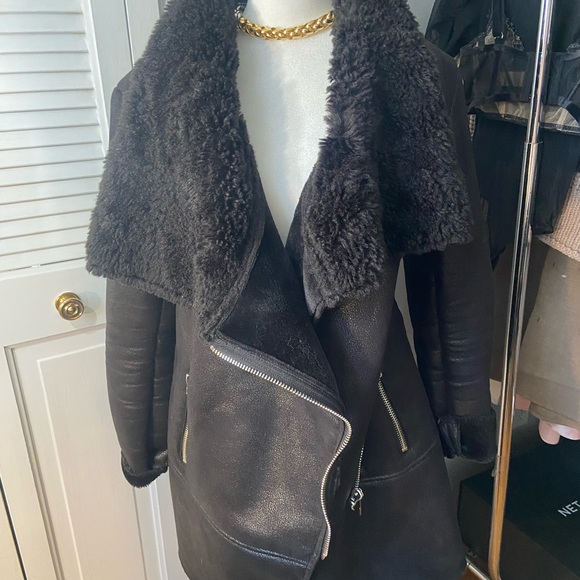 C&C California Jackets & Blazers - C&C California Black Faux Shearling Teddy Jacket